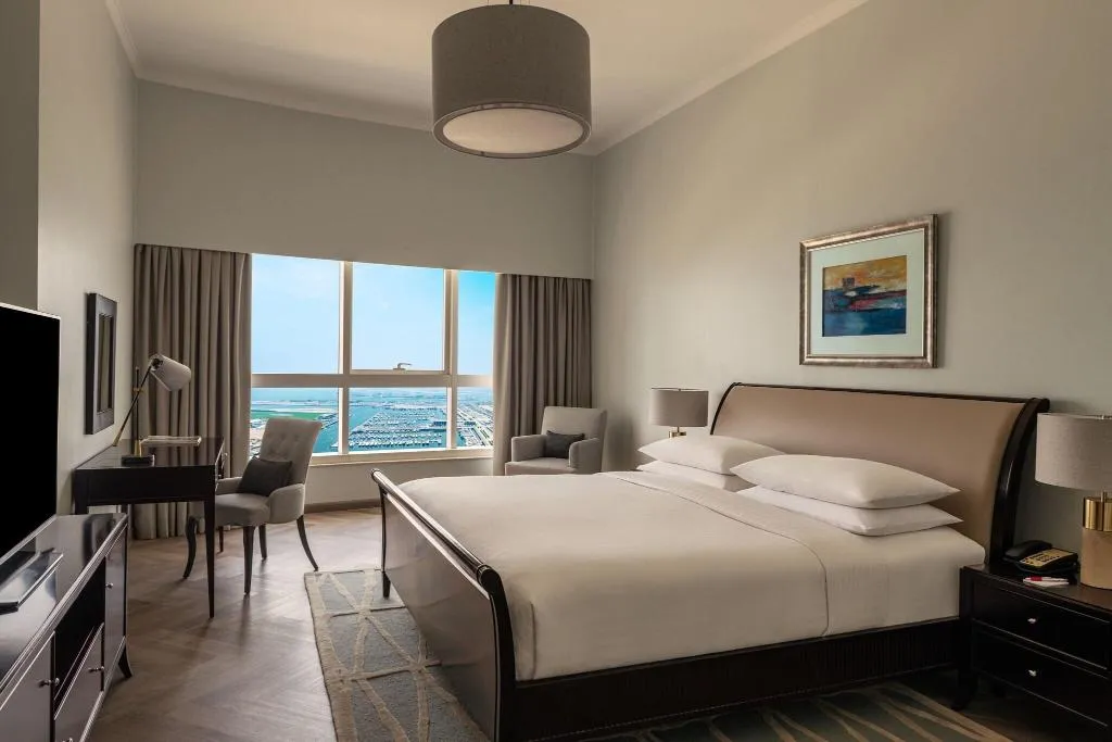 SUITE KING BED ONE BEDROOM  Room, Dubai Marriott Harbour Hotel & Suites, Dubai
