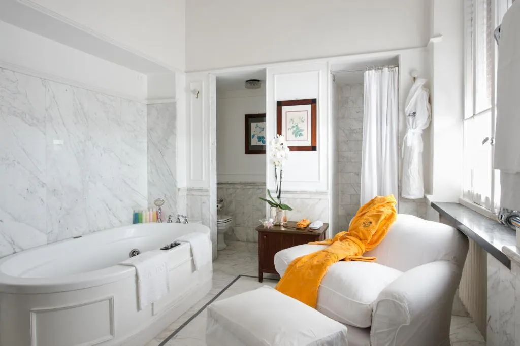 SUITE STANDARD Room, Grand Hotel Plaza, Rome
