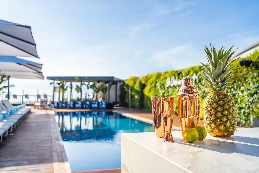 Pool, Sofitel Barcelona Skipper, Barcelona