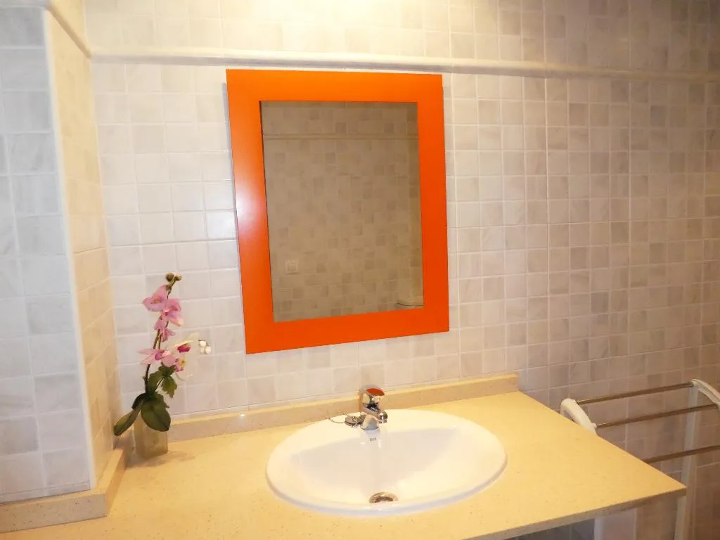 APARTMENT CAPACITY 6 TWO BEDROOMS Room, Apartamentos Font Nova 3000, Valencia
