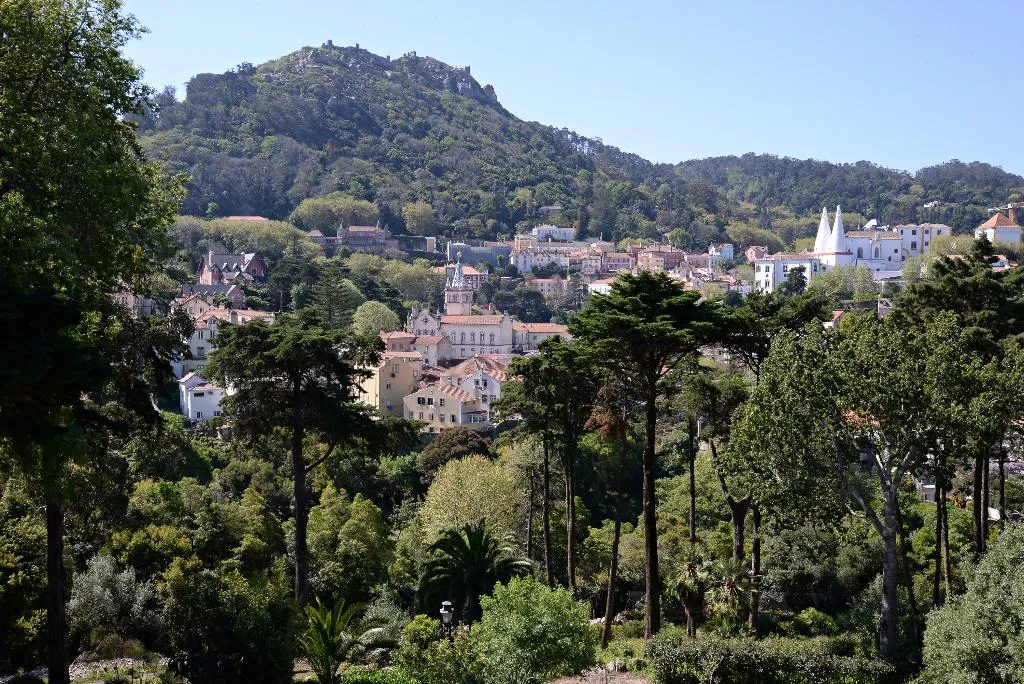 SUITE MOUNTAIN VIEW Room, Sintra Marmoris Palace, Lisbon