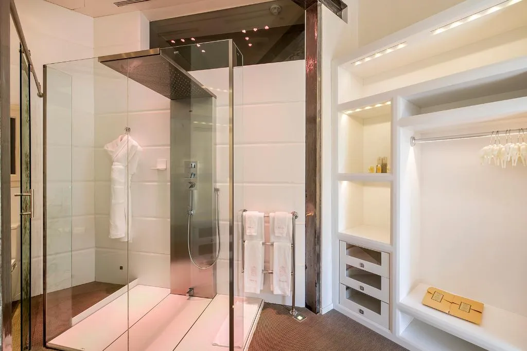SUITE CLASSIC Room, El Palauet Modernist Suites, Barcelona