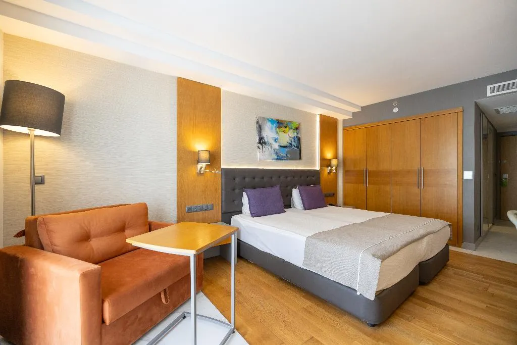 DOUBLE SINGLE USE DELUXE SEA VIEW Room, La Quinta by Wyndham Bodrum, Bodrum