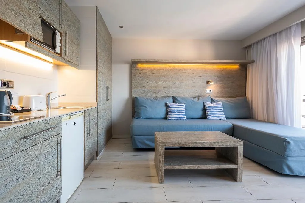 SUITE SEA VIEW Room, Leonardo Royal Htl Mallorca Palmanova Bay, Majorca