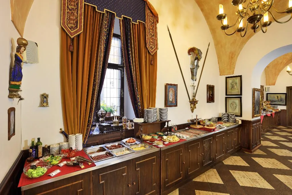TRIPLE STANDARD Room, Hotel Ruze, Prague
