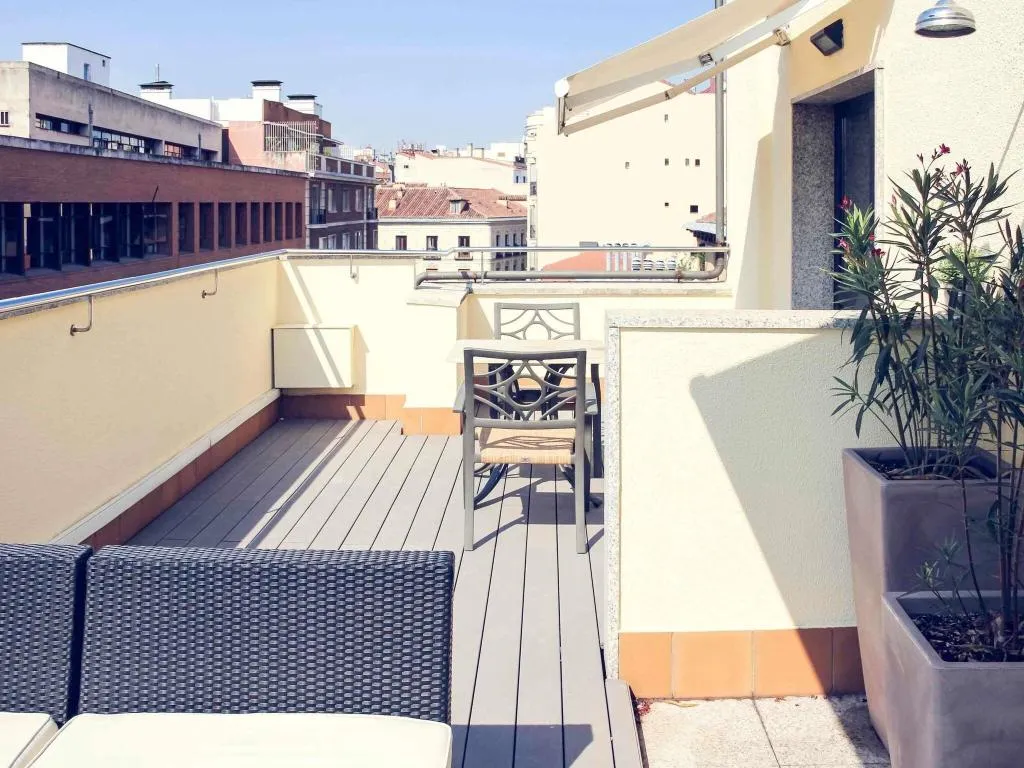 JUNIOR SUITE KING SIZE BED Room, Mercure Madrid Centro, Madrid