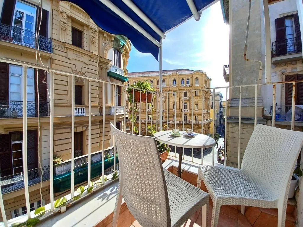 General view, B&B Quattro Palazzi Napoli, Naples