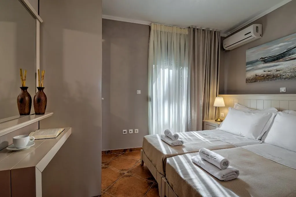 SUITE FOUR BEDROOMS Room, Kassandra Village Resort, Halkidiki