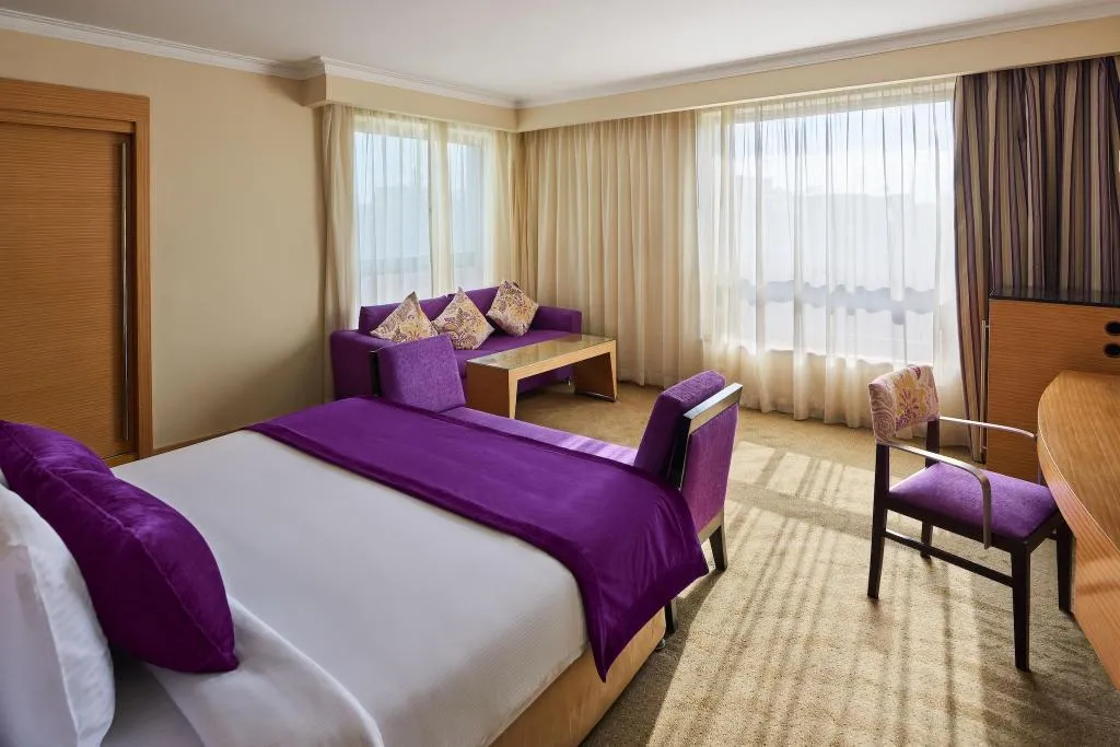 JUNIOR SUITE KING SIZE BED Room, Radisson Blu Cairo Heliopolis, Cairo