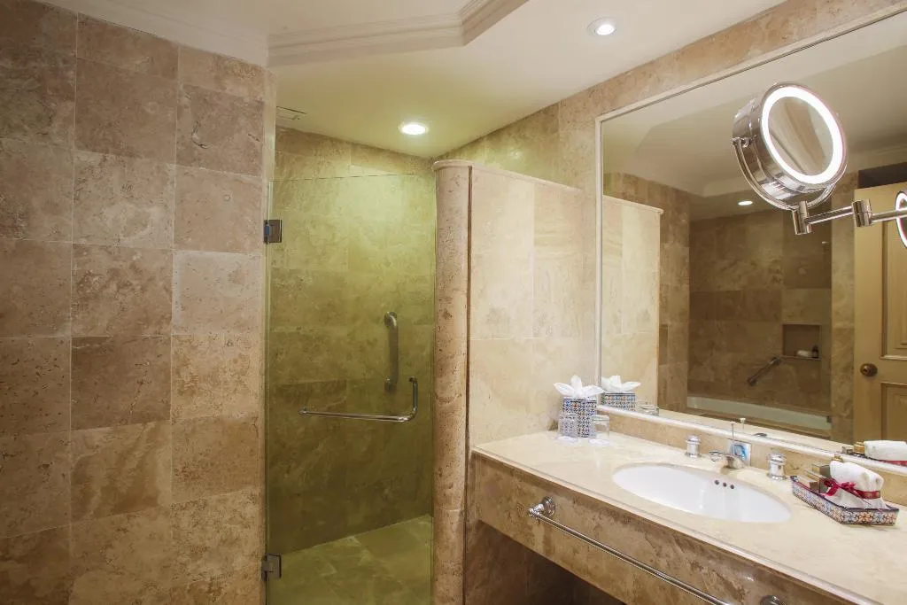 DOUBLE DELUXE Room, Sandos Cancun All Inclusive - Adults Only, Cancun Area