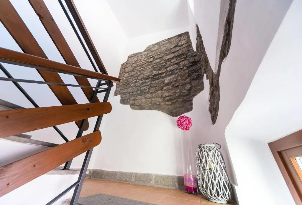Lobby, Le Undici Rose, Rome