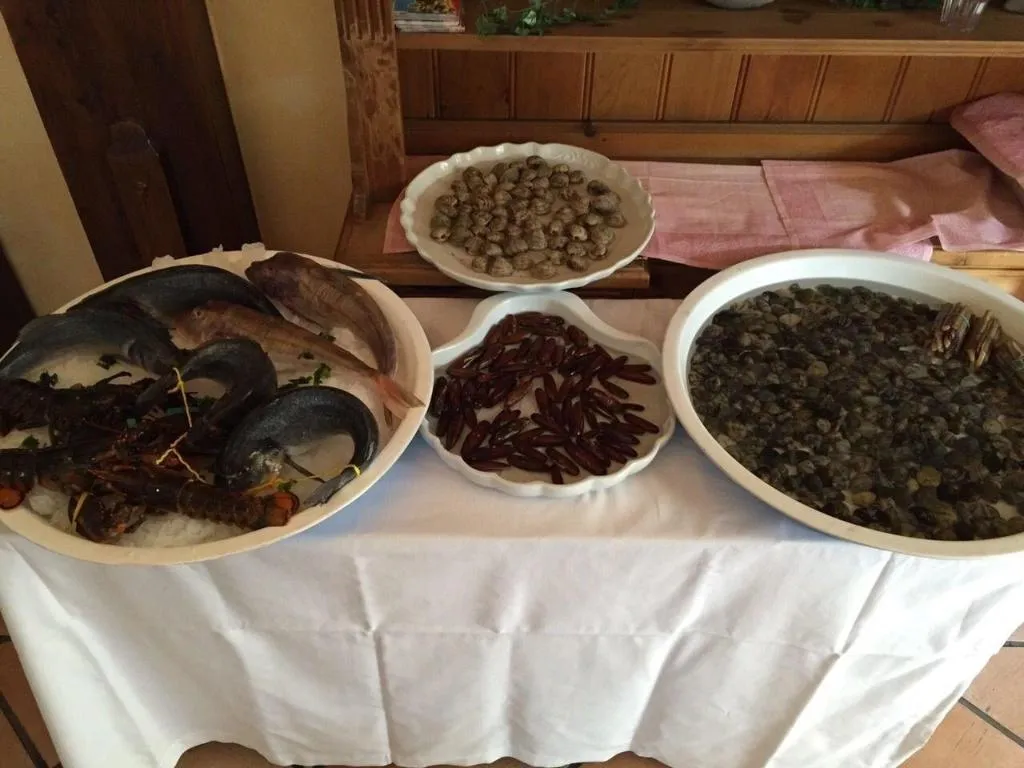 Restaurant, Hotel Mediterraneo, Naples