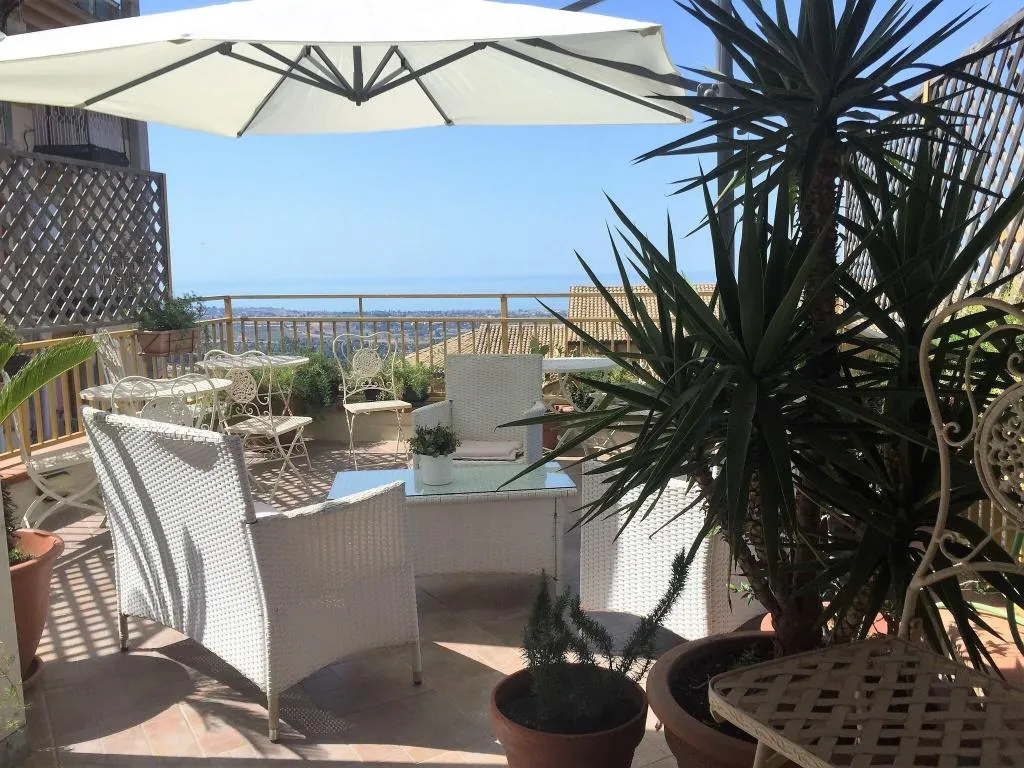 Terrace, B&B Portatenea, Catania