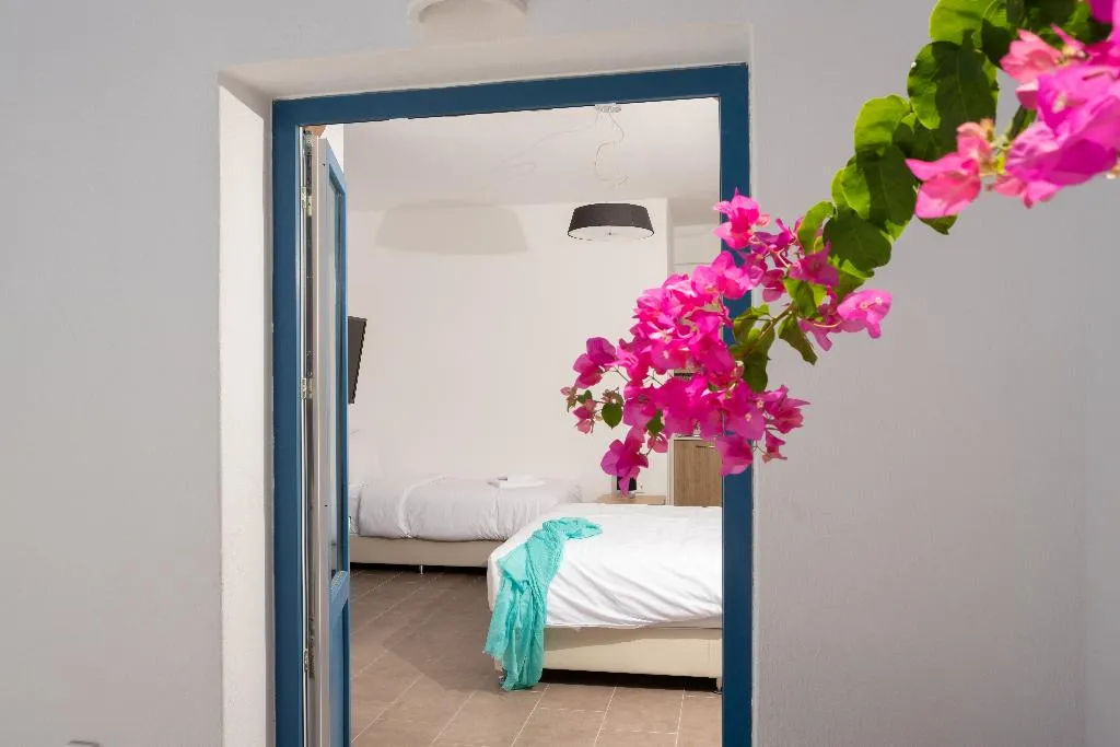 TRIPLE STANDARD Room, Tristhenia Hotel, Santorini