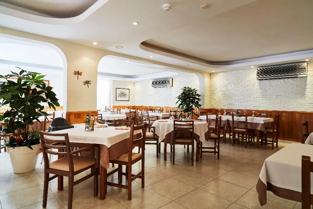 Restaurant, Invisa Aparthotel Casa Luis, Ibiza