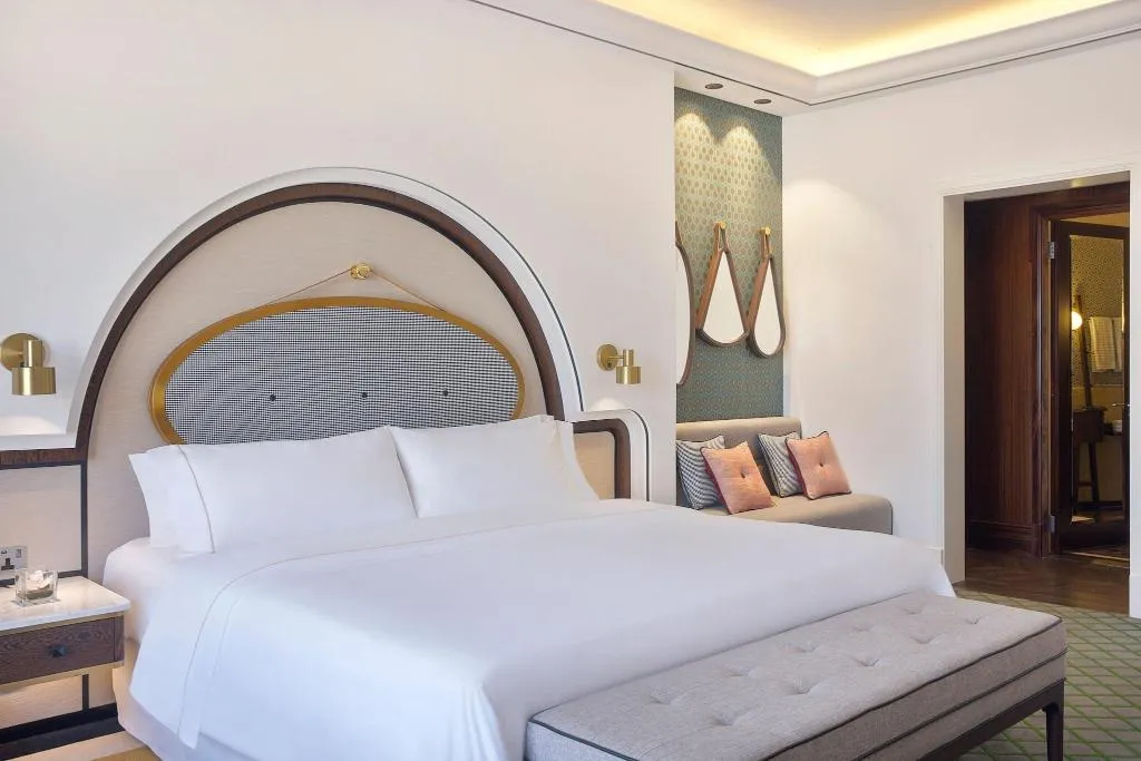 DOUBLE CLUB WITH VIEWS Room, Westin Mina Seyahi Beach Resort & Marina, Dubai