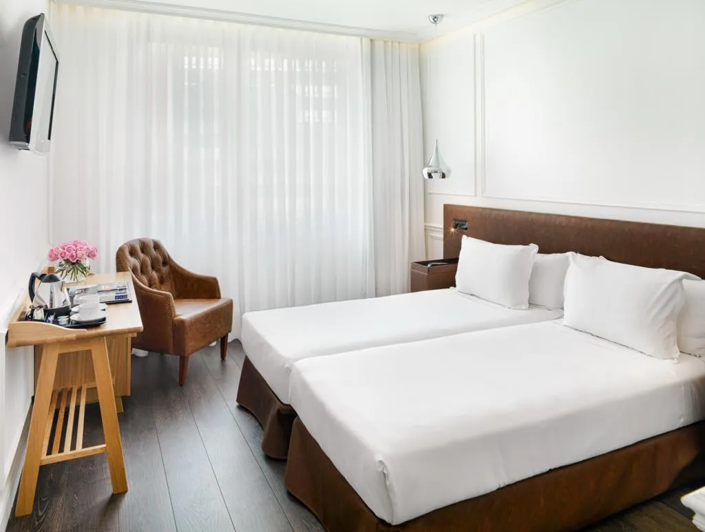 DOUBLE DELUXE Room, H10 Itaca, Barcelona