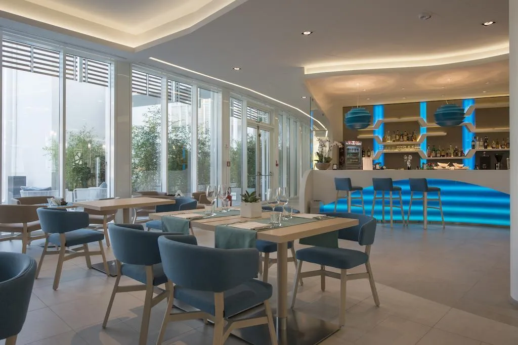 Bar, Capo Nord, Venice