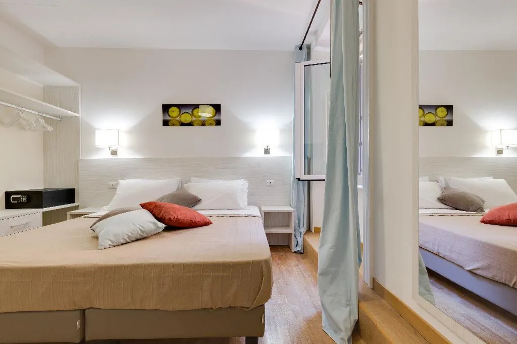 Double or Twin DELUXE Room, Dolce Luxury Rooms, Rome