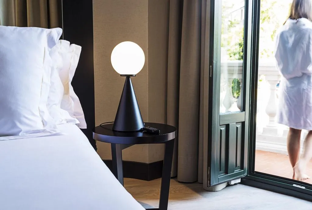 DOUBLE PREMIUM KING BED Room, One Shot Luchana 22, Madrid