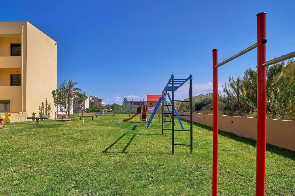 Sports and Entertainment, Silver Beach, Crete
