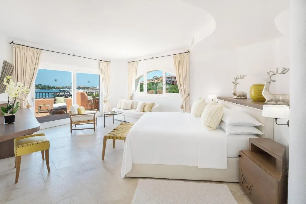 SUITE Presidential WITH VIEWS Room, Cervo, Olbia