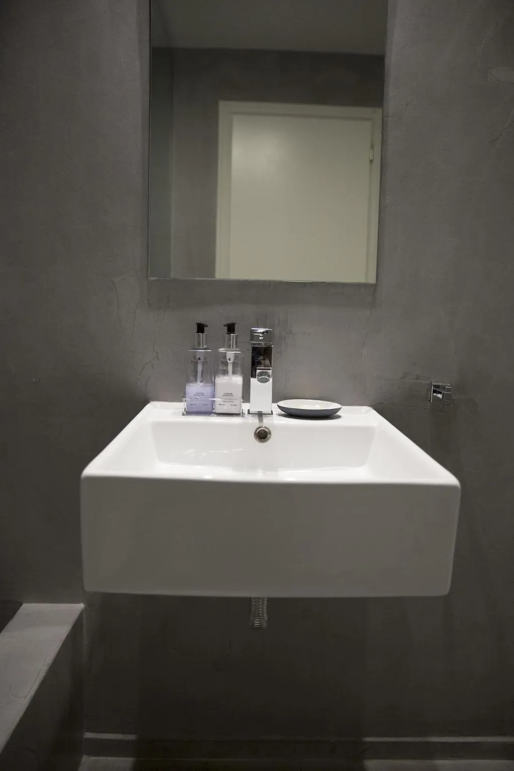 Room, Gk Athens, Athens