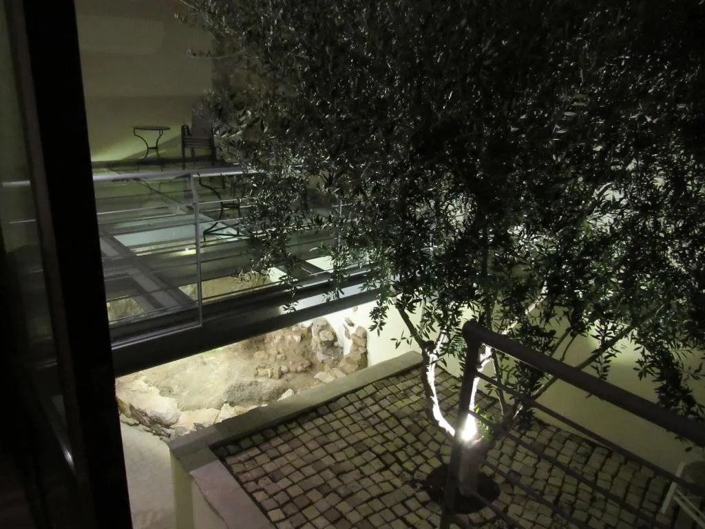 Room, Kerameion, Athens