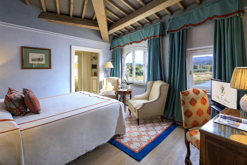 JUNIOR SUITE WITH VIEWS Room, Villa La Massa, Florence
