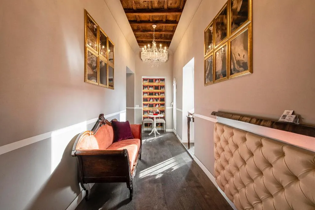 Lobby, Le Suite Del Barone, Rome