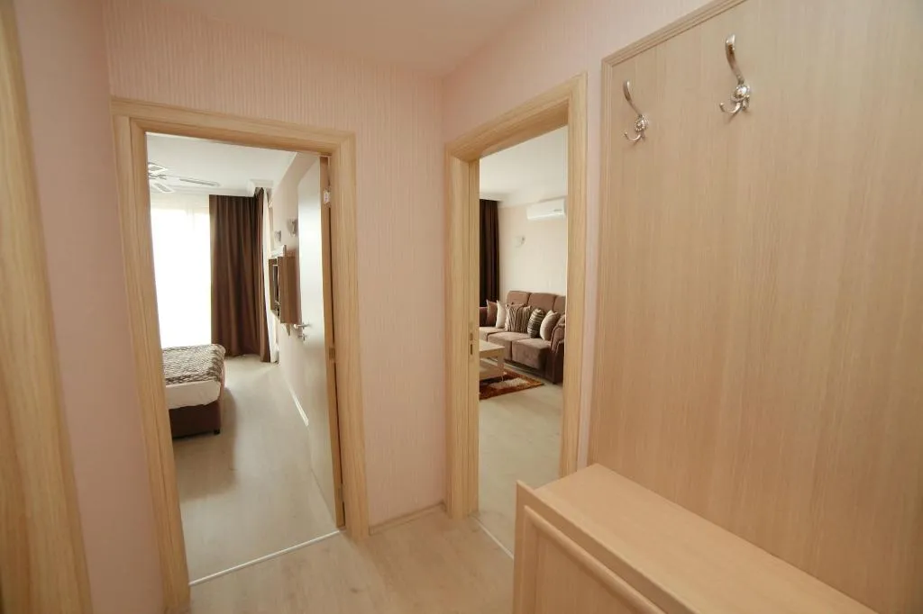 Room, Harmony Suites 2&3, Bourgas