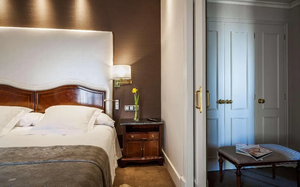 JUNIOR SUITE WITH TERRACE Room, Wellington Hotel & Spa Madrid, Madrid