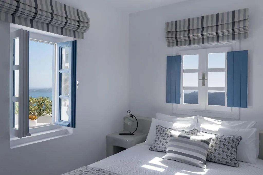 Room, Kamares Apartments, Santorini
