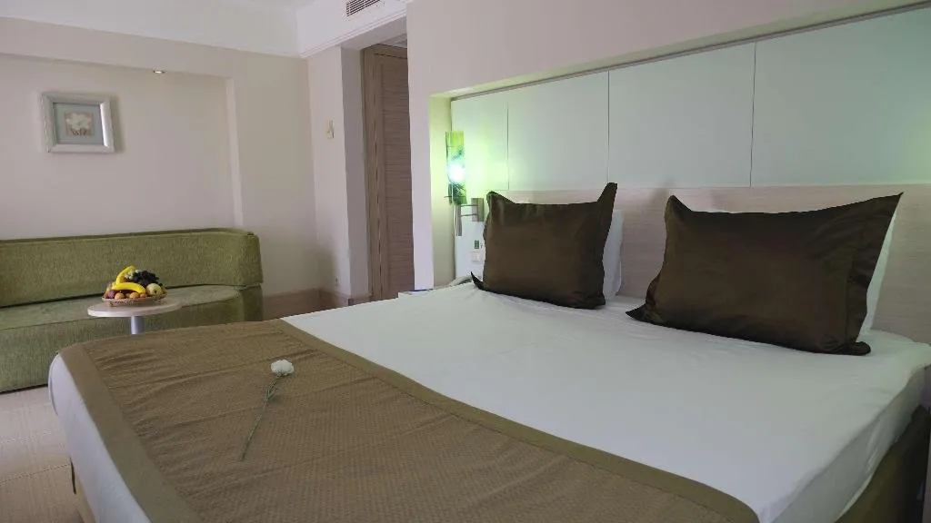 Room, Ambassador Plaza Hotel, Antalya
