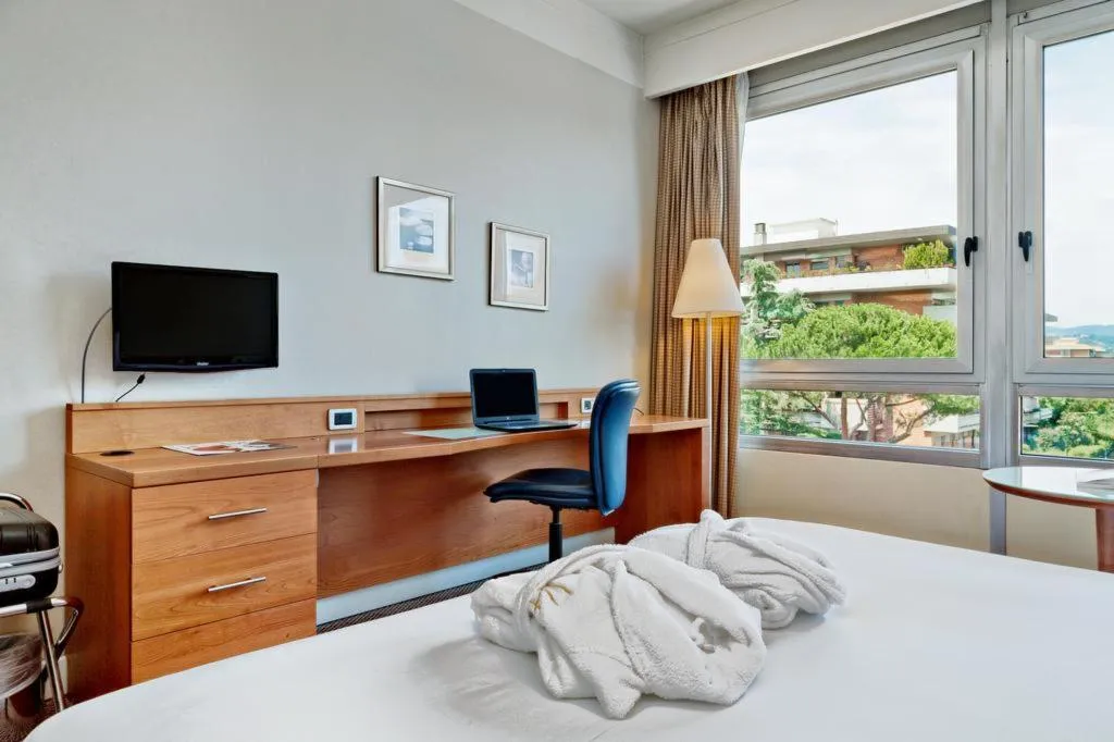 Room, Italiana Hotels Florence, Florence
