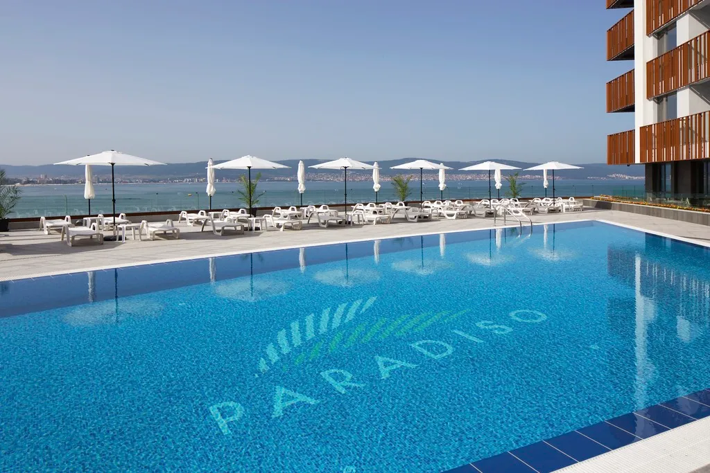 Pool, Paradiso Apartcomplex, Bourgas