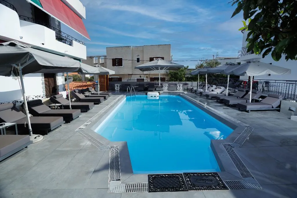 Pool, Yianna Hotel, Kefallinia