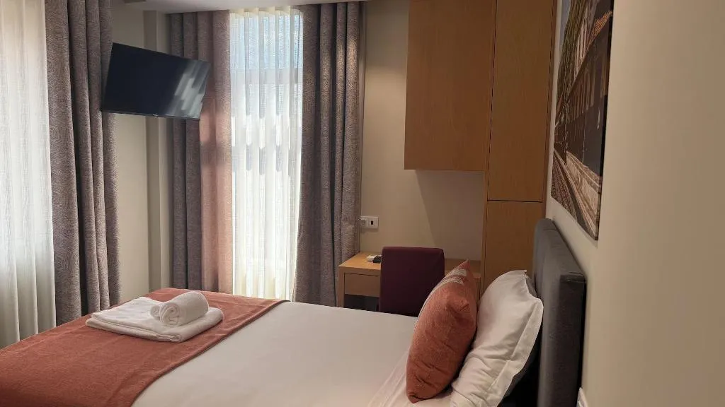 Room, Oporto Station Hostel & Rooms, Porto