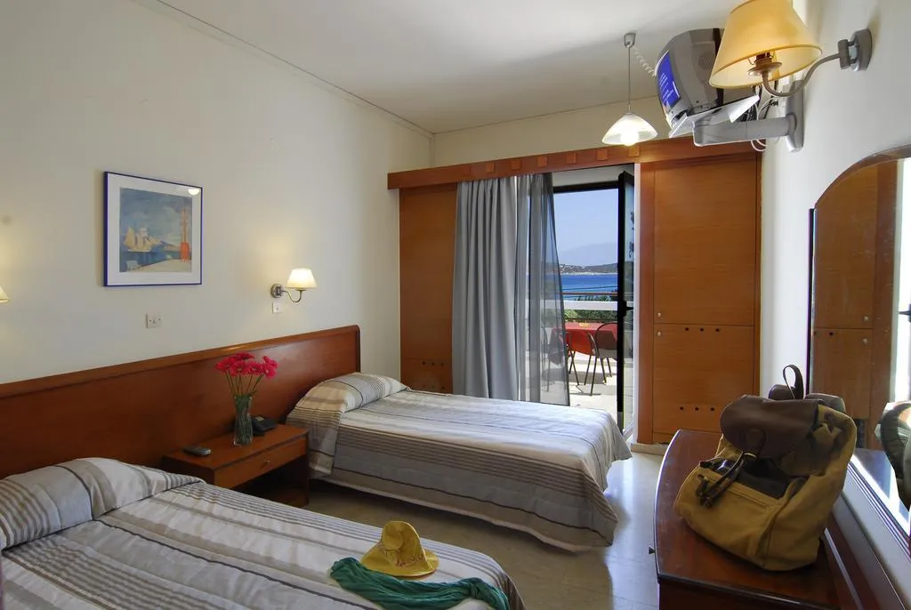 Room, Lato, Crete