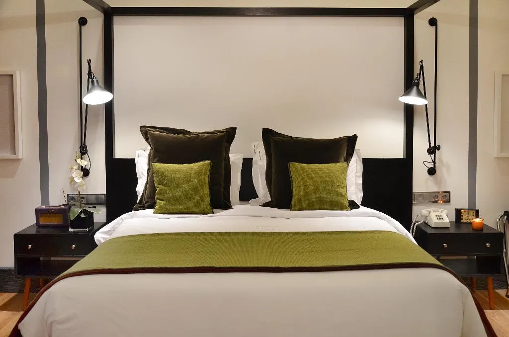JUNIOR SUITE STANDARD Room, Browns Central Hotel, Lisbon