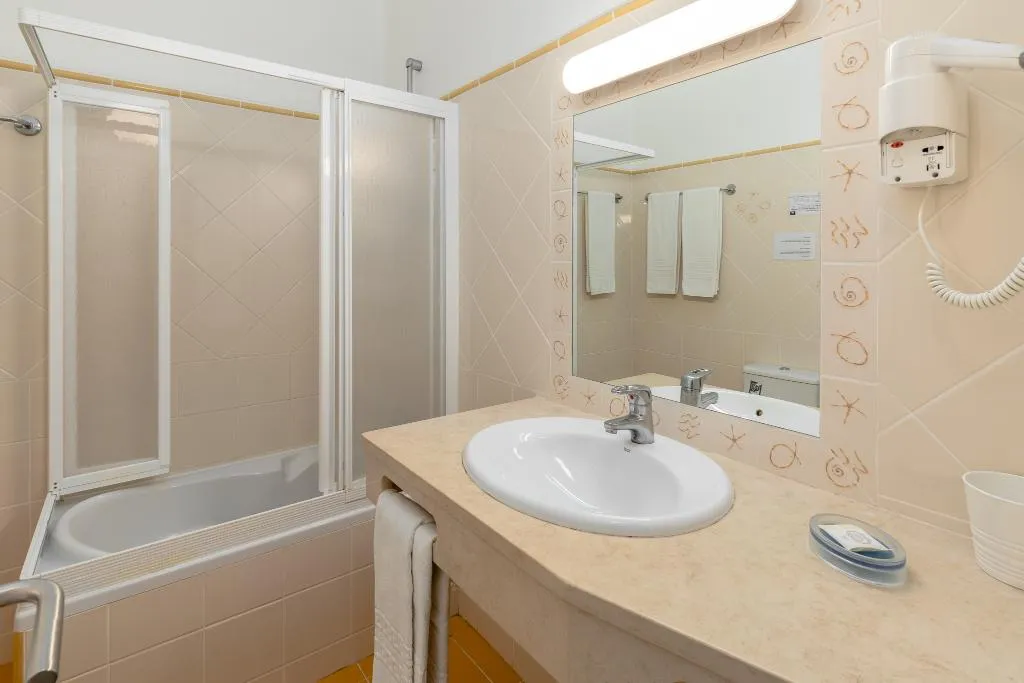 VILLA TWO BEDROOMS Room, Villas Joinal, Algarve