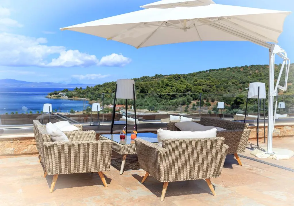Terrace, Miraggio Thermal Spa Resort, Halkidiki