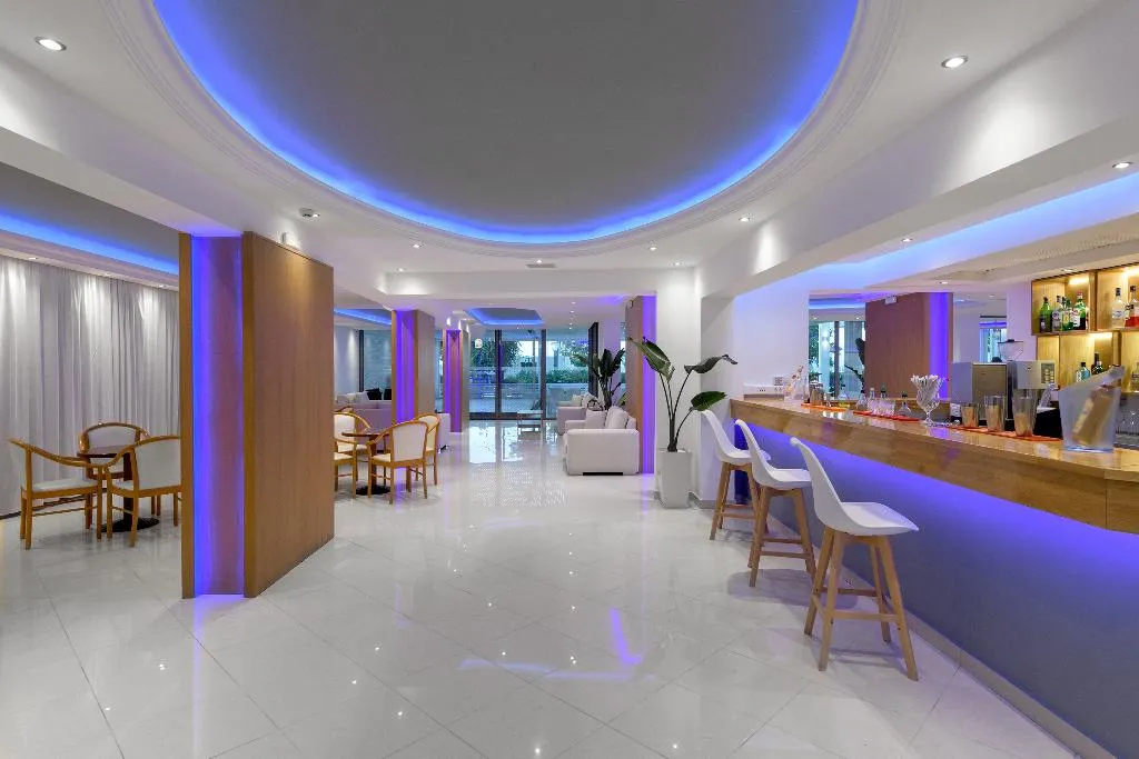 Bar, Oceanis Park Hotel, Rhodes