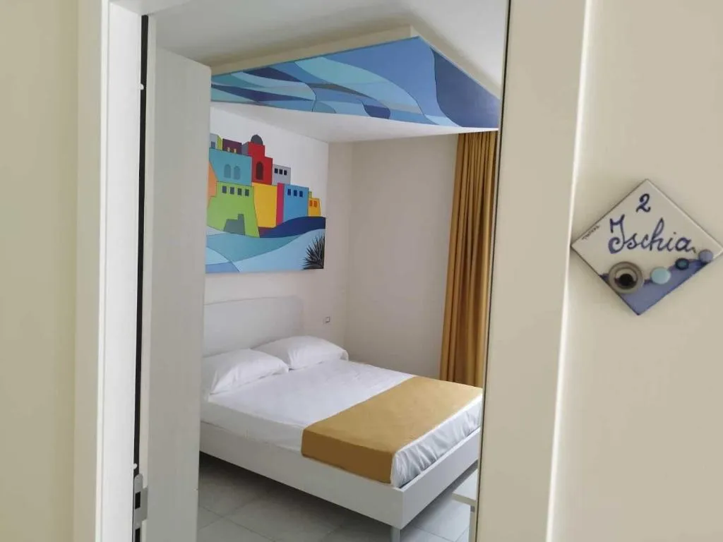 Room, Happyrooms, Naples
