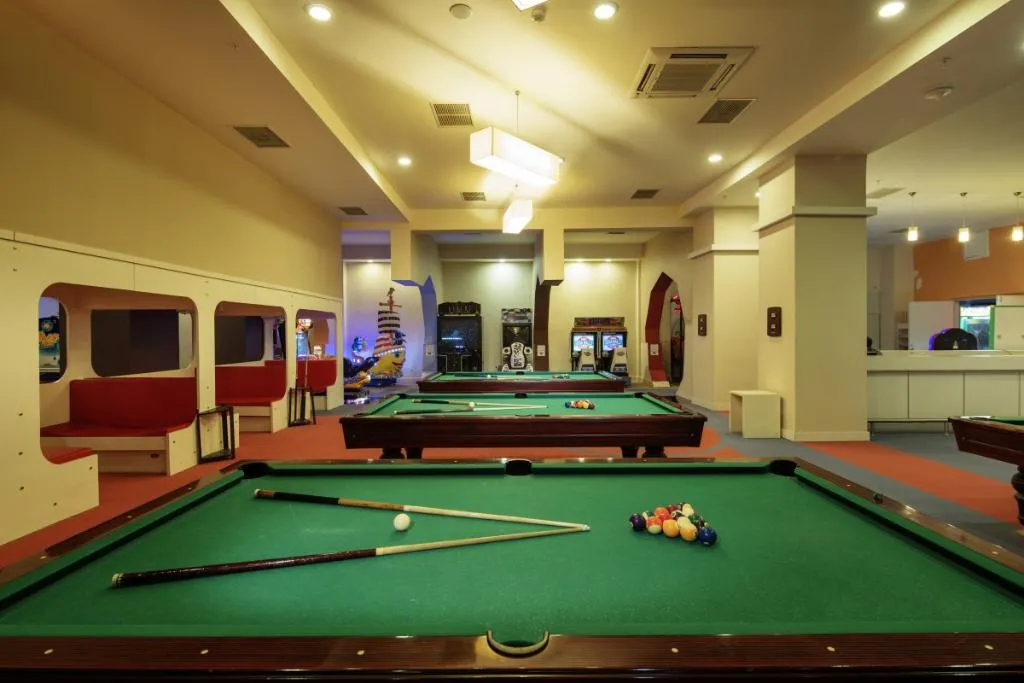 Sports and Entertainment, Crystal Admiral Aqua Collection, Antalya