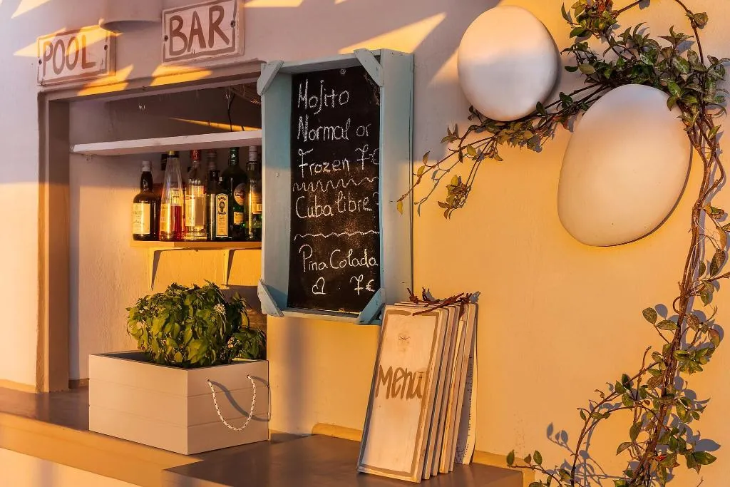 Bar, Grand View Hotel, Santorini