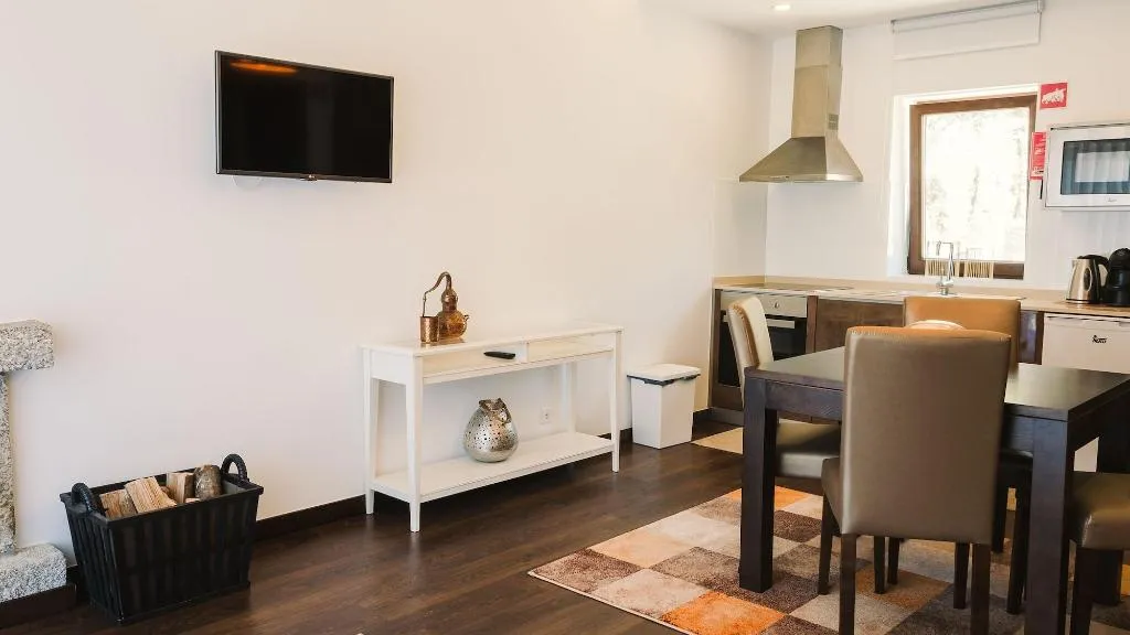 Room, Pousadela Village, Porto