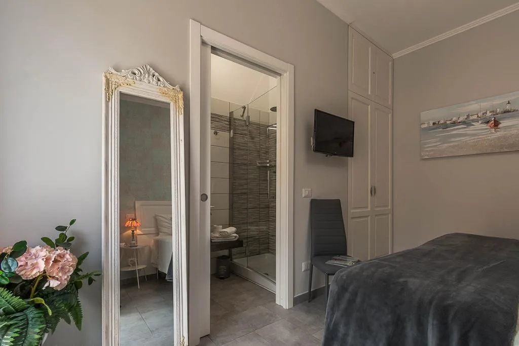 DOUBLE STANDARD Room, A Casa Di Titty, Rome