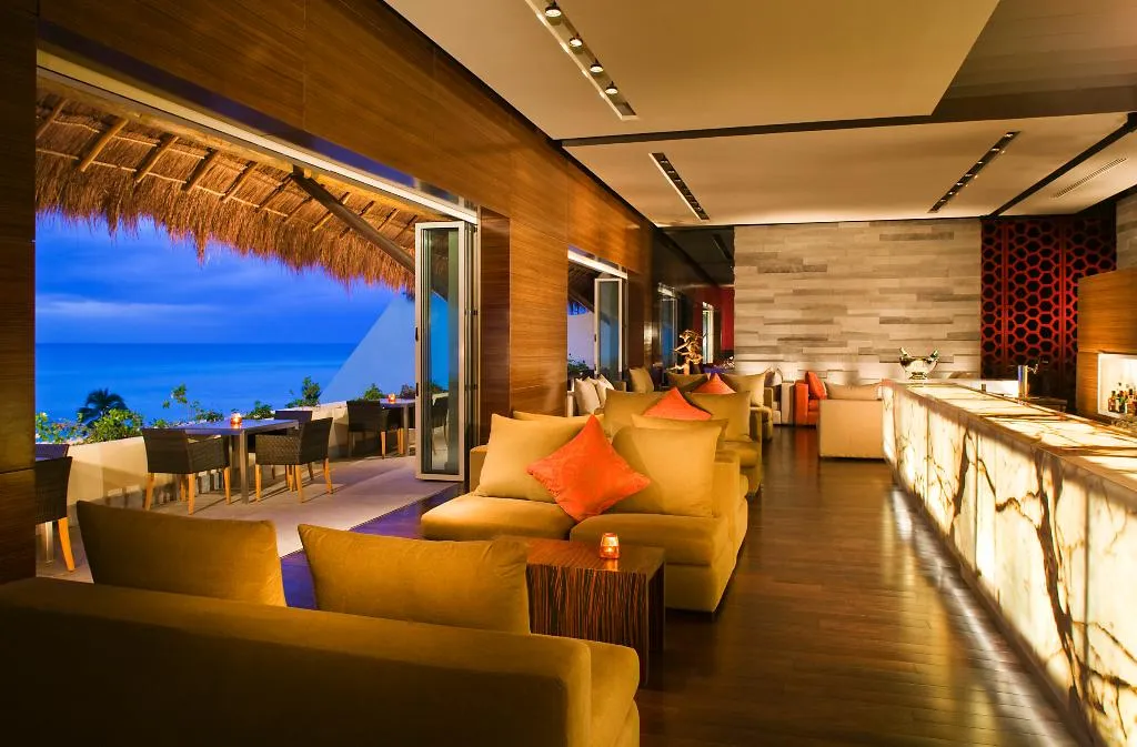 Bar, Grand Velas Riviera Maya, Cancun Area