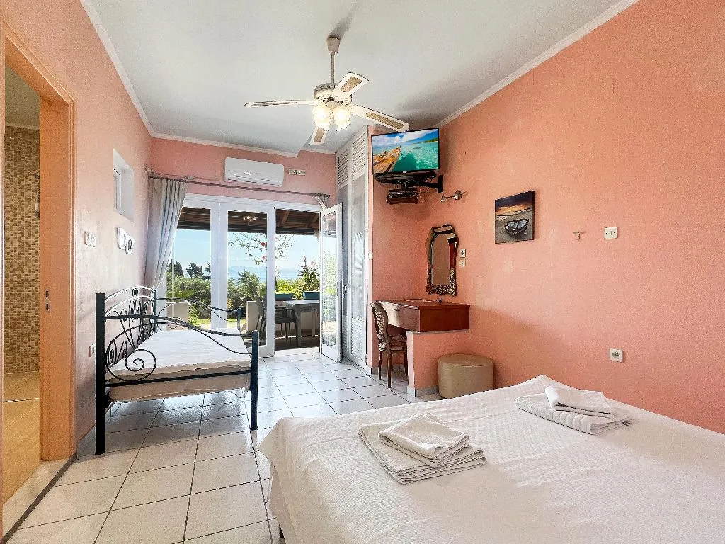 STUDIO SUPERIOR SEA VIEW Room, Andromaches Holiday apartments, Corfu